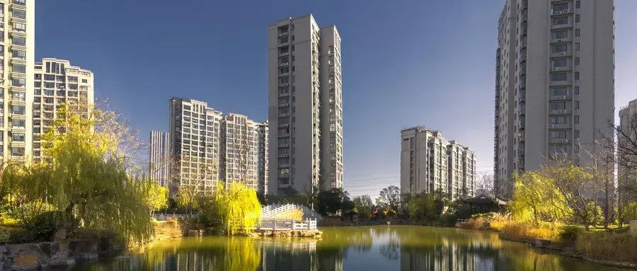 地方房地產(chǎn)調(diào)控的‘微調(diào)’困局 回暖信號下的風(fēng)險(xiǎn)與平衡困境